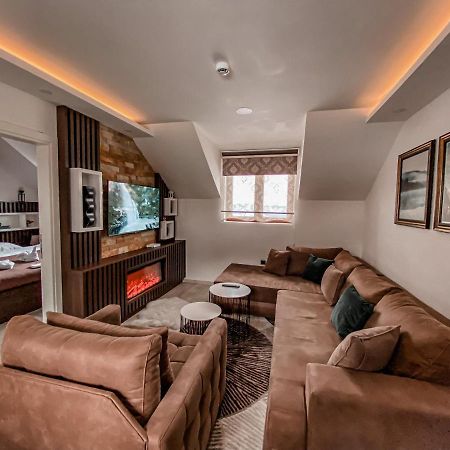 Apartmani Dzankovic โคเปานิก ภายนอก รูปภาพ