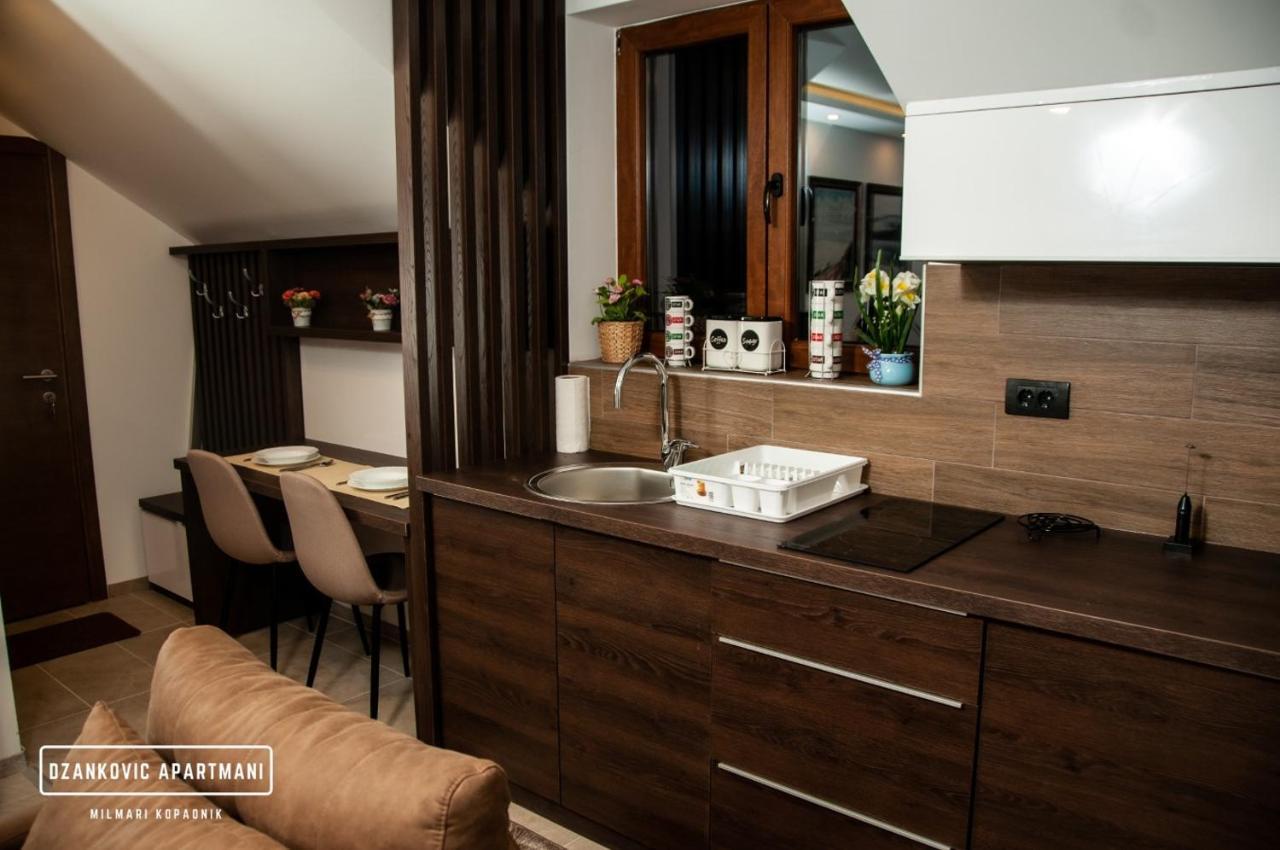 Apartmani Dzankovic โคเปานิก ภายนอก รูปภาพ